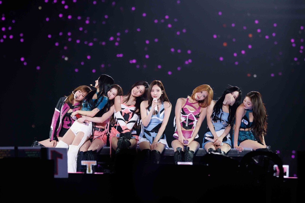 TWICE TOUR tweet media