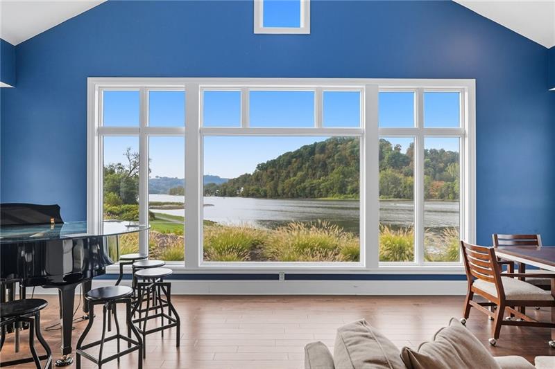 Lori Hummel tweet media