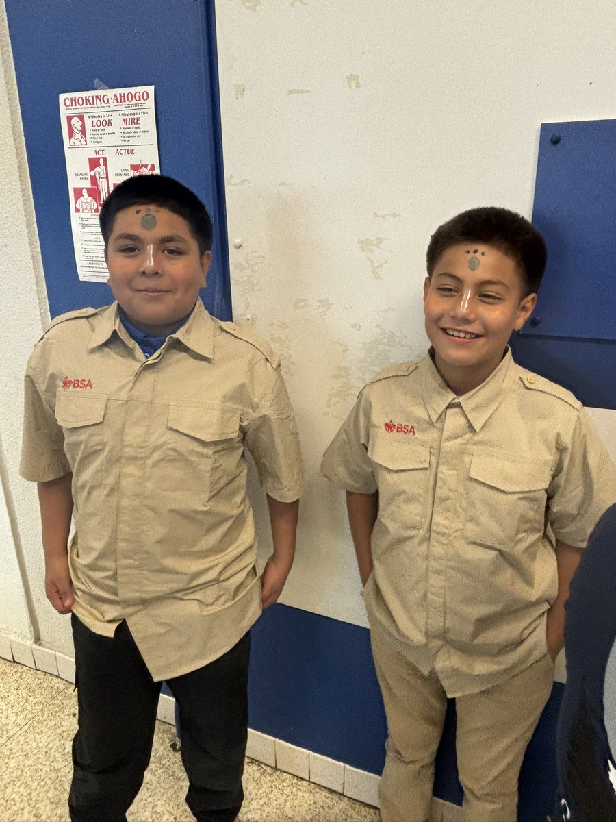 cochran_school's tweet image. Yesterday, our Boy Scouts brought the fun—and the face paint! 🎨🏕️ Smiles all around as they learned, played, and made memories together. #ScoutLife #SchoolFun #HandsOnLearning 

#Region4SayNoMore @EDAmaya04 @SHussainDISD