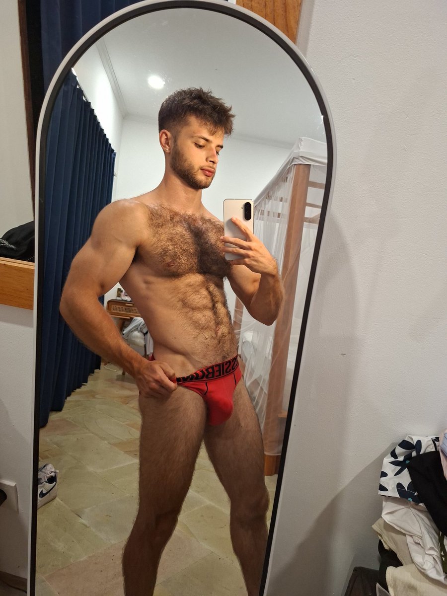 Kirilllion_leo's tweet photo. Amazing V-line😈 https://t.co/CUn1ZYFeNM