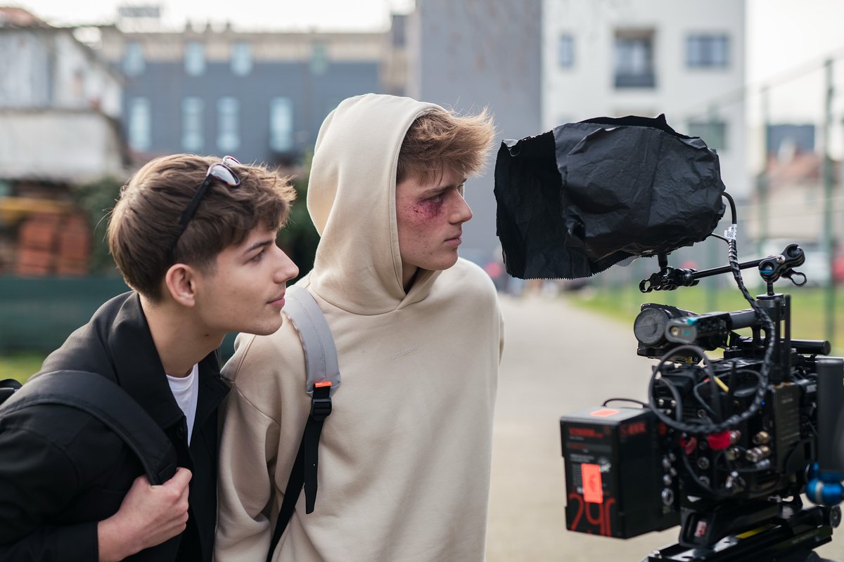 ang¡e 𖤓 | (kolačić's moles) tweet media