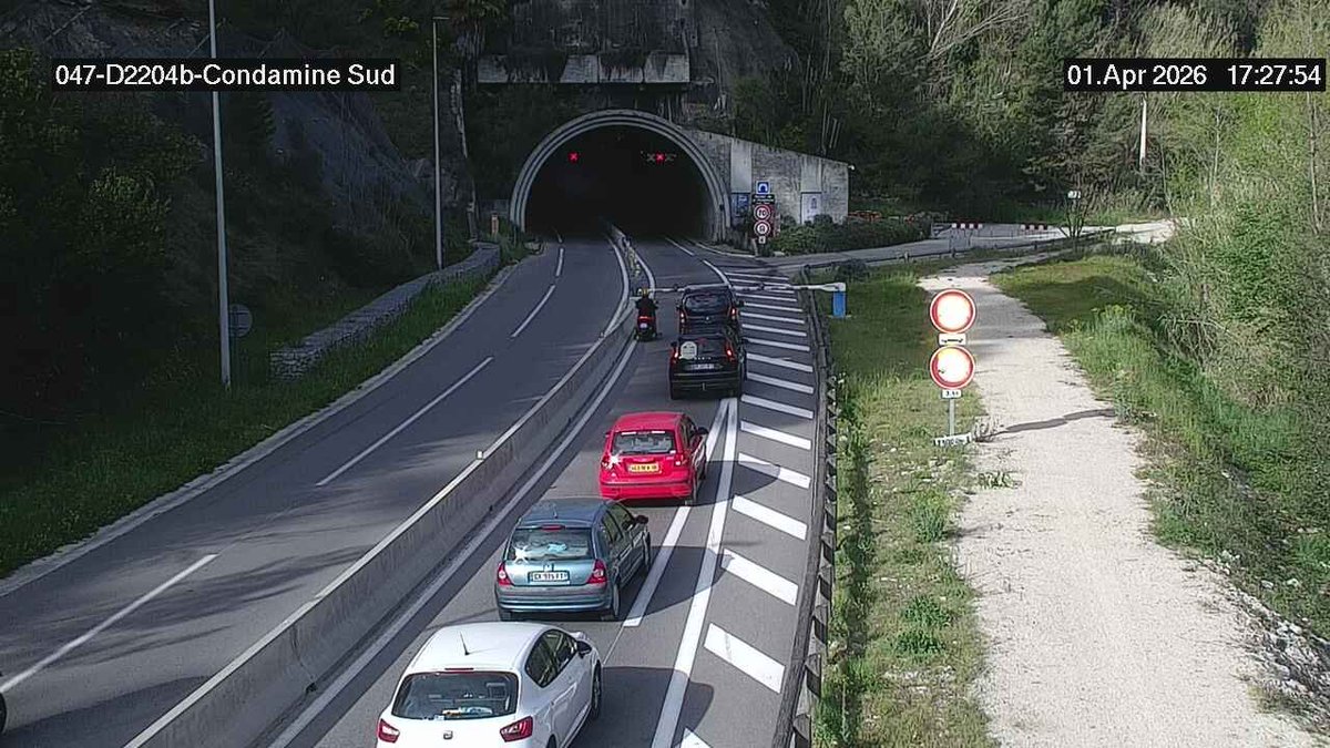 Waze Alpes-Maritimes tweet media