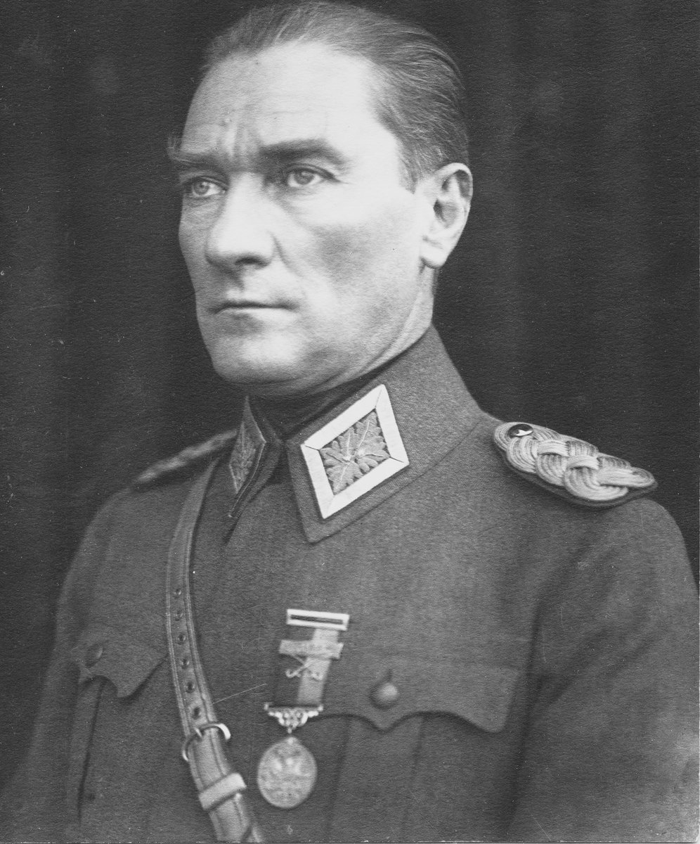 hkdhshjsjd tweet media