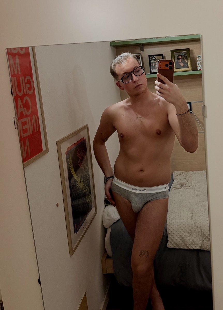 gegmo03's tweet photo. new underwear
@GayAmateursProd @FapHouseGay @ItaliaFun4gay @GaySexGang @official_gay_it @GAYITALIANMEN @BonItaliani @BondageMan2022 @CalvinKlein https://t.co/5HBAmJFvi2