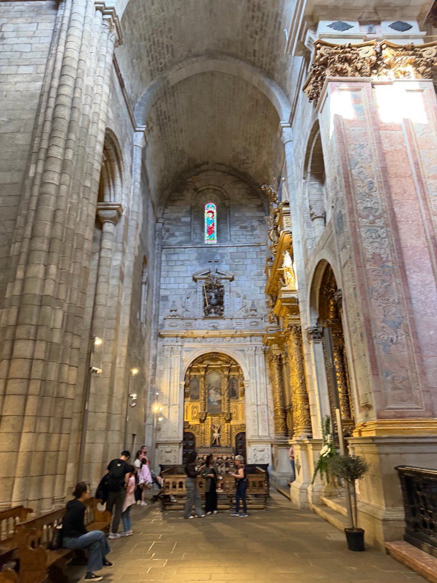 Andrés Carrascosa tweet media