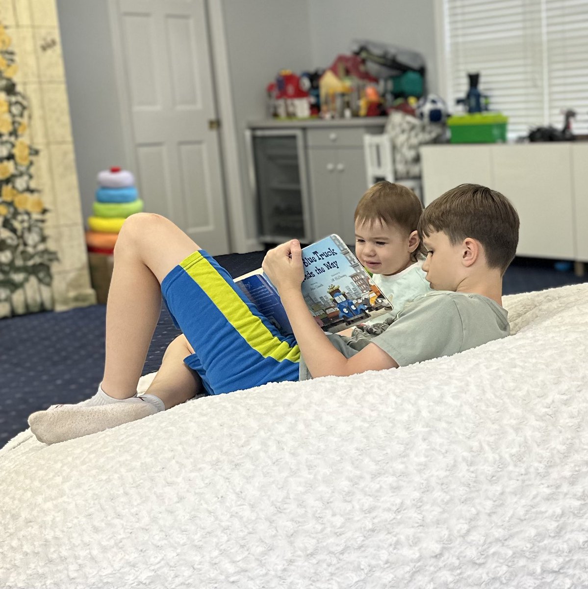 Ryan D Leaf tweet media