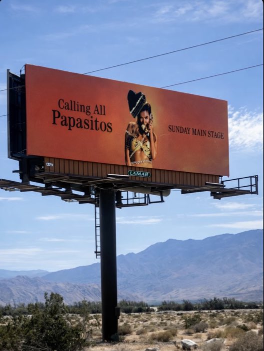 ¿Dónde están los papasitos de Coachella? 

#KAROLCHELLA ✨🧡🔜