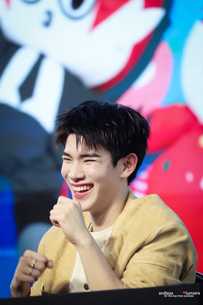 비타민 ≽🎀•⩊•^≼4 u tweet media