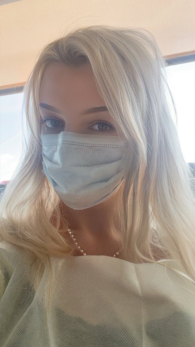 Eva 🖤 tweet media