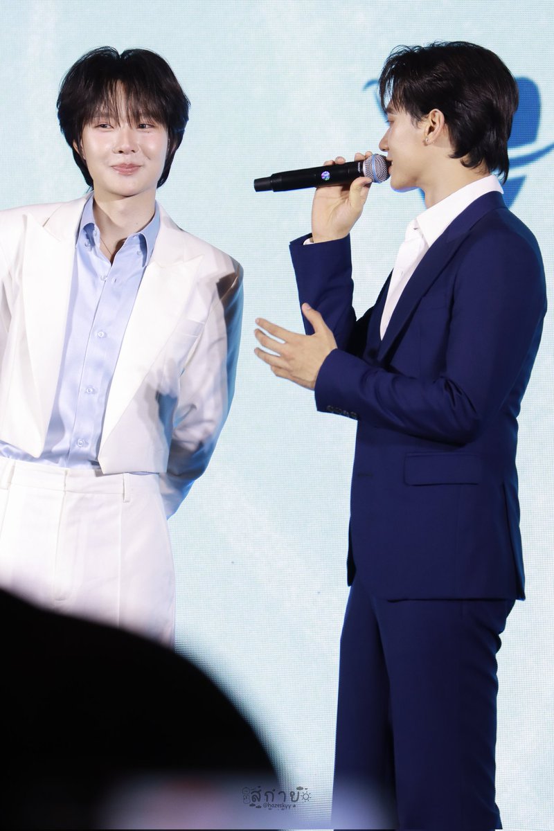 ส ก า ย 🔆 tweet media