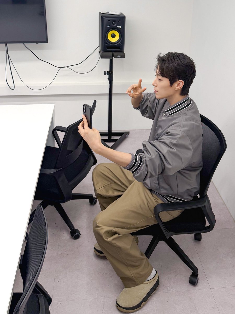 하이라이트(HIGHLIGHT) tweet media