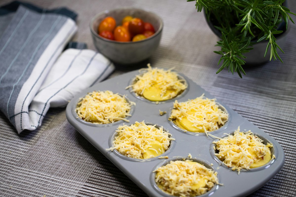 NDTVFood's tweet image. This High-Protein Paneer Muffin Works As A Fantastic Quick Indian Breakfast
food.ndtv.com/food-drinks/th…
#highprotein #paneermuffin #breakfast