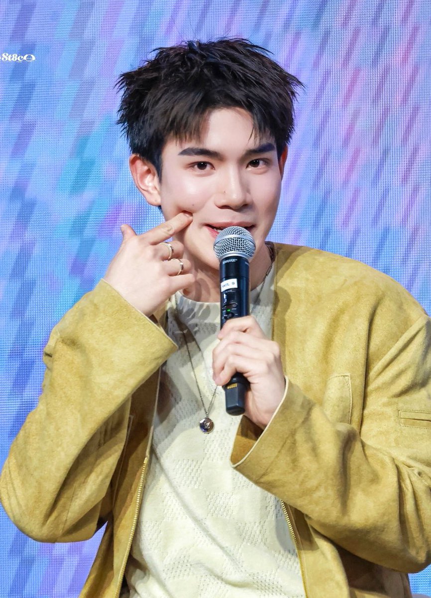 aegix_'s tweet photo. 1 2 3 แบบคนใส่แหวน @Boucheron เค้าทำกัน💅💍✨

@tawattannn
#Boucheron #Quatre #QuatreXS
#Fourthnattawat #โฟร์ทณัฐวรรธน์ https://t.co/Ee3dZjo0PL