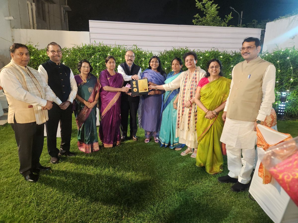 Rekha Sharma tweet media