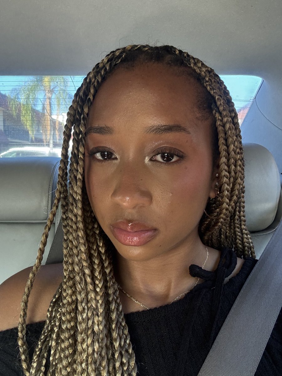 leah . ˖ ꒰𑁬 ♡ ໒꒱ ˖ . tweet media