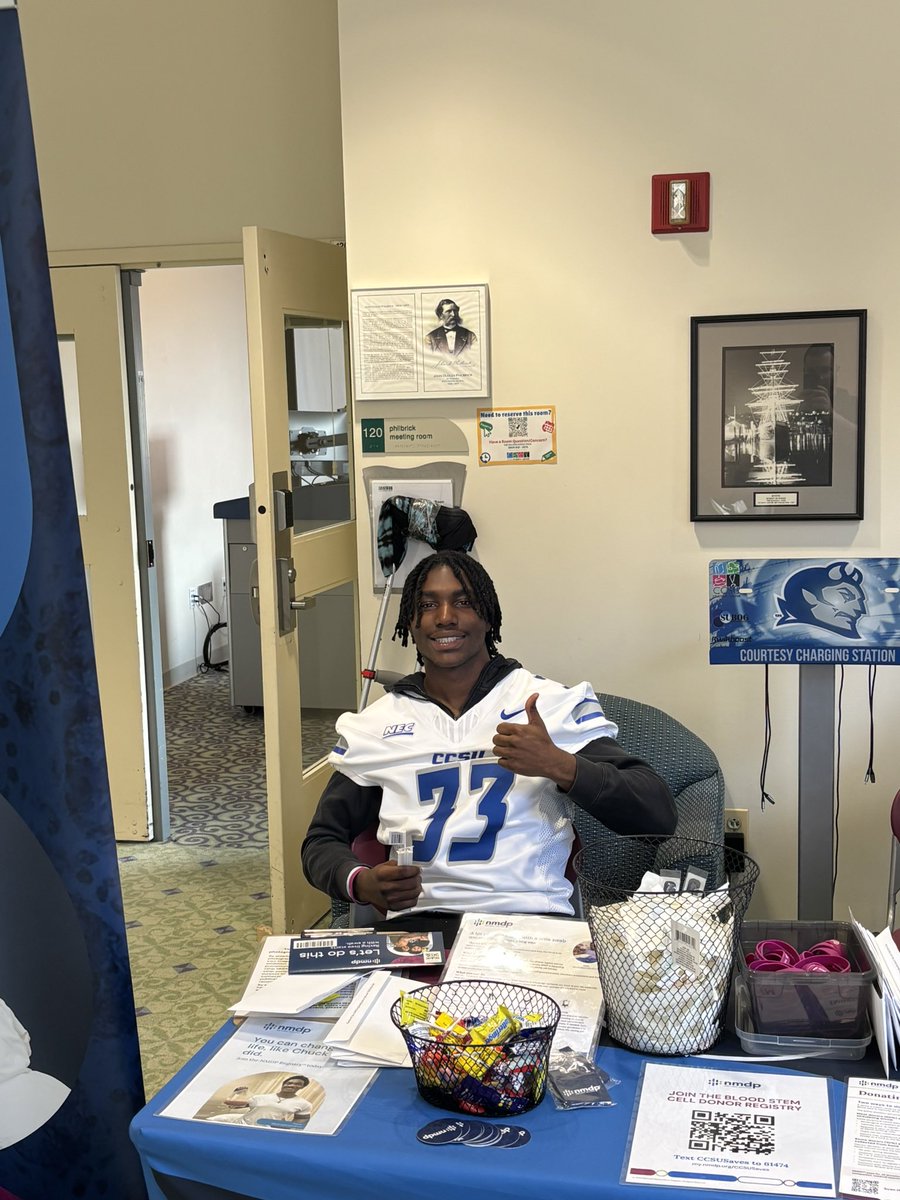 CoachLecht's tweet photo. If you are on campus @CCSU today, come help @ccsu_fb save a life! Our campus community has played a part in saving numerous lives thanks to the @nmdp_org program. Beautiful day to be out &amp; about on our amazing campus! @CCSUBlueDevils https://t.co/J4IslZXaE2