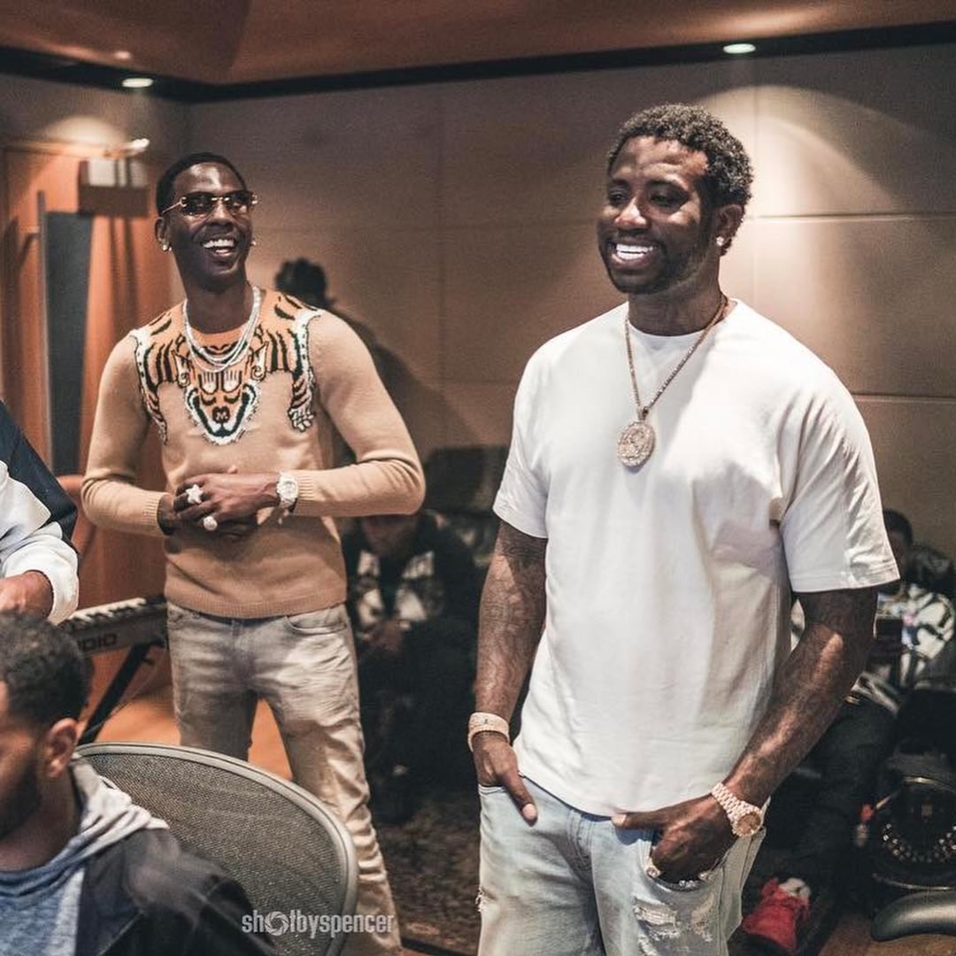 wavecheckers's tweet photo. Gucci Mane &amp; Young Dolph 🐬 https://t.co/gOZC5ItheR