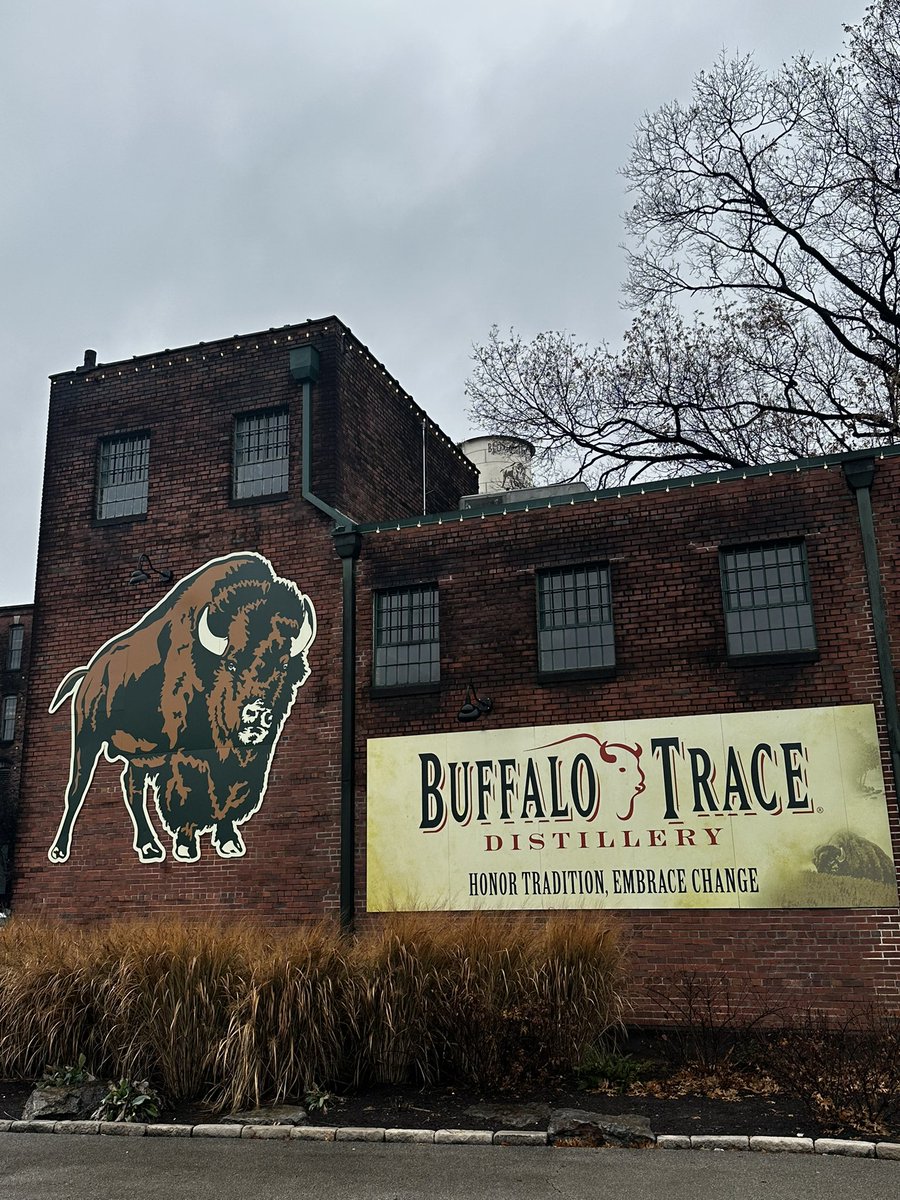 Gamecock Bourbon Society tweet media