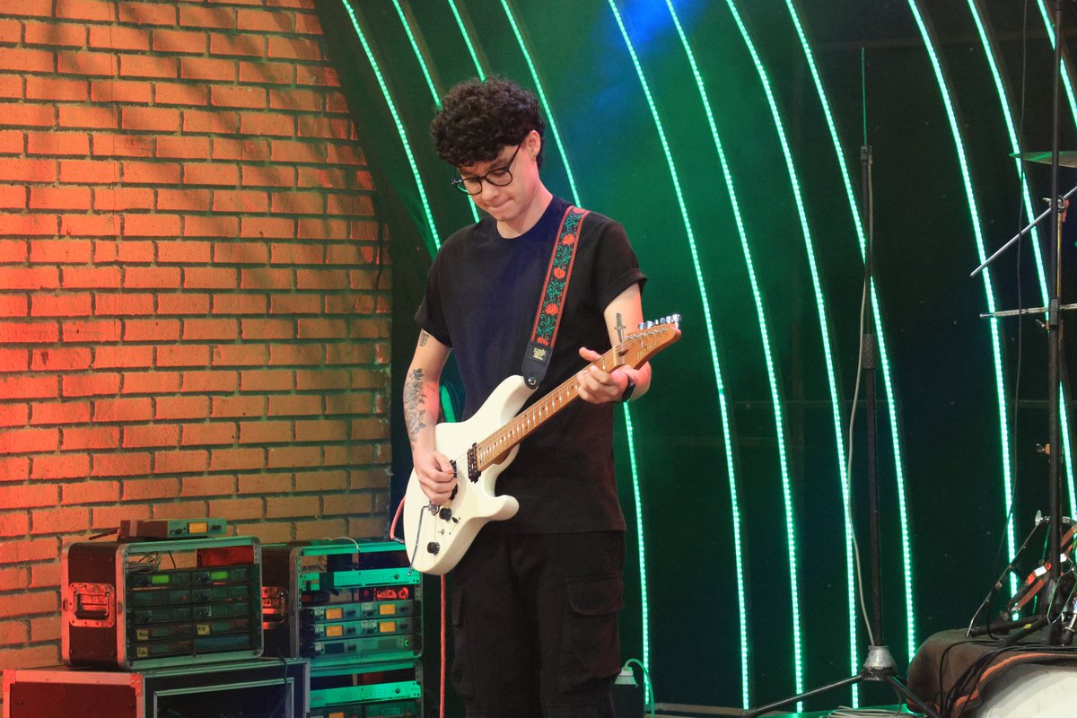 tererejerepy's tweet image. ¡Con polca y chámame, Tania Duarte y Dos raíces nos hacen bailar en este bloque! 🎶

#tererejerepy por #telefuturopy