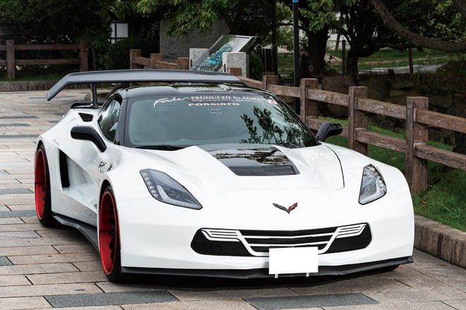CaseyNguyeh1's tweet image. With its low-slung stance and sharp lines, it’s the very embodiment of speed and power at first glance. 🏎️🔥
Though it stands still, it looks as if it’s about to tear through the air at any moment.#PerformanceCars #FastAndFurious #CarEnthusiastLife