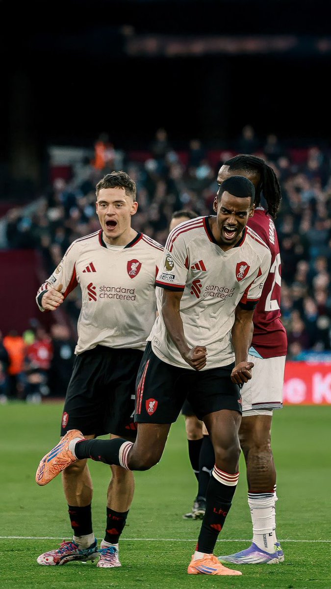 FlorianFlicks tweet media