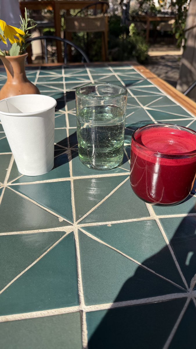 3 drink supremacy

espresso. Water. Fresh juice 

Homage <a href="/LogFitz6/">F I T Z</a>