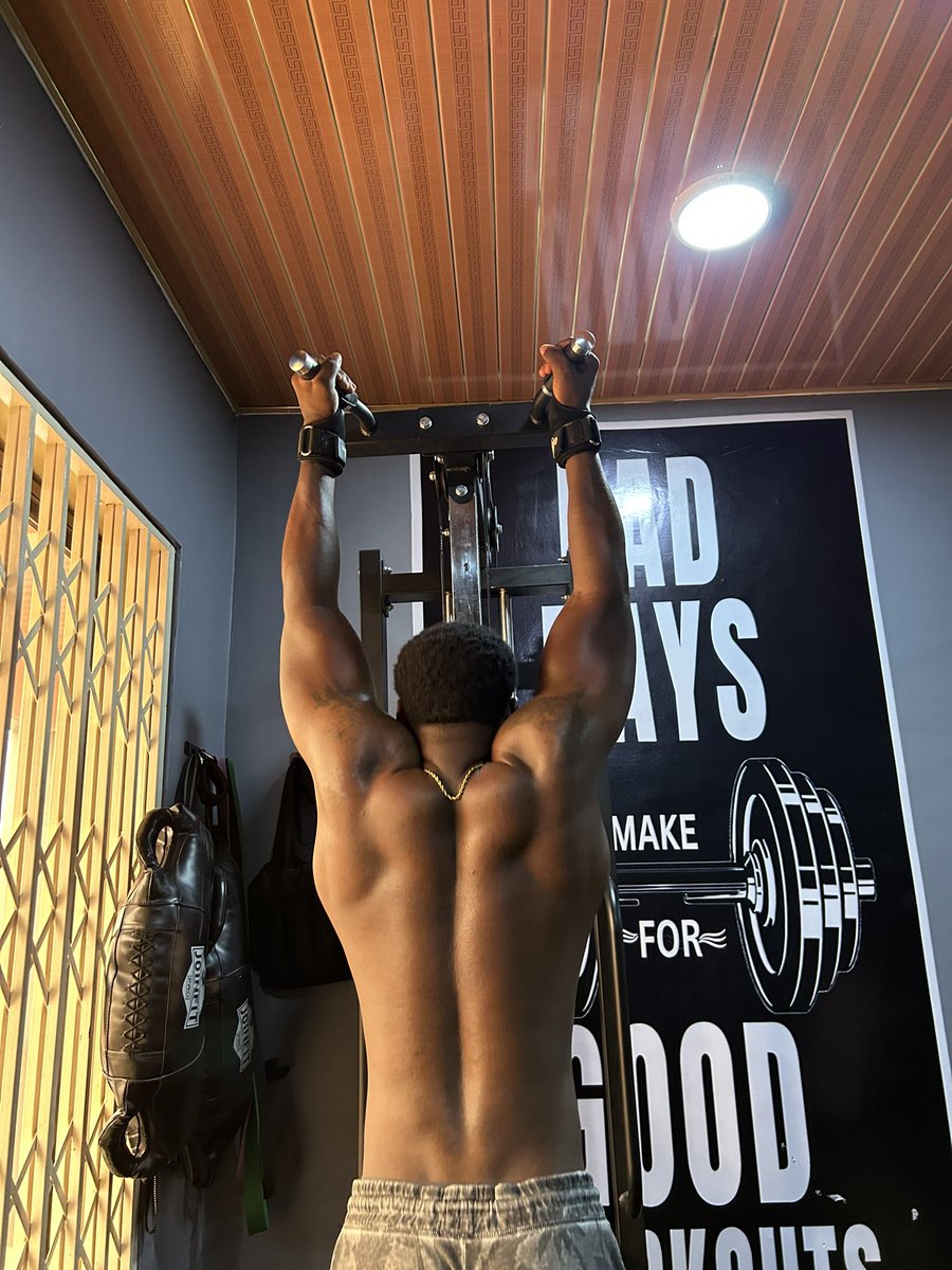 Azayyyy🪂 tweet media