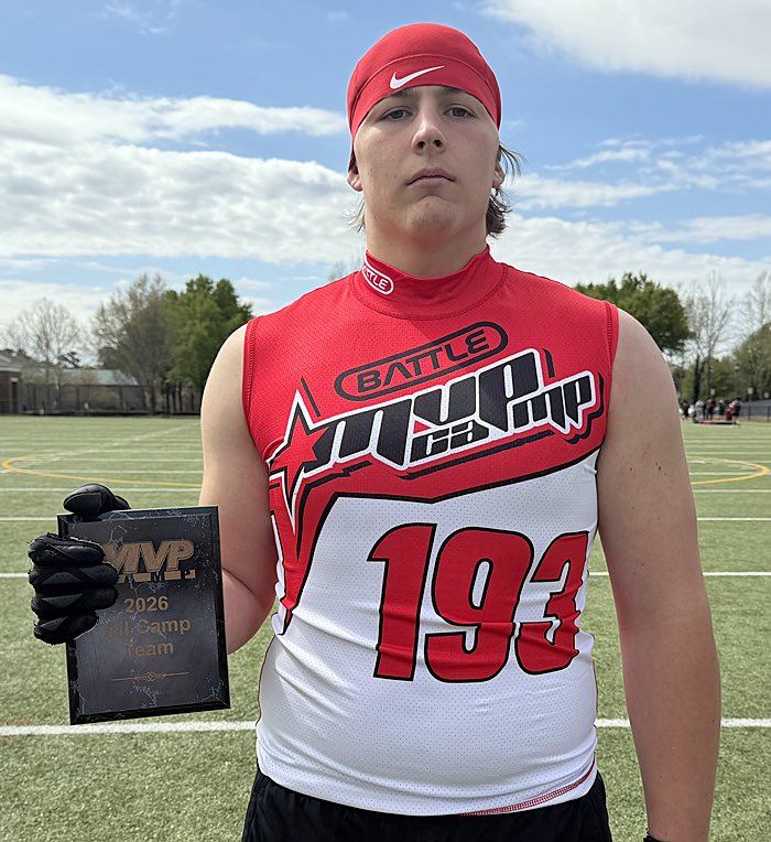 Michael Pickard '28 OL 6'5 295 tweet media