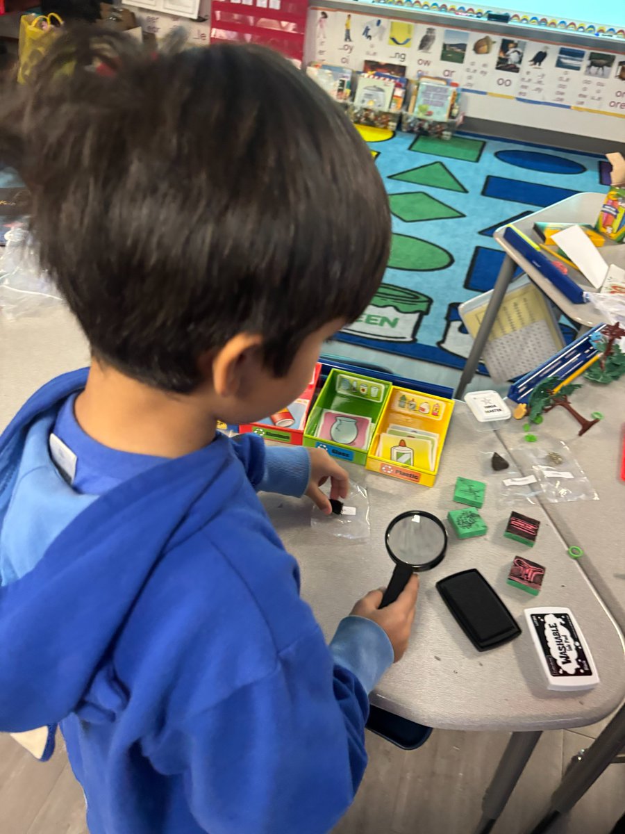 LChapman_SISD's tweet photo. 🌟 Shoutout to @JMartinez_BES for
bringing his dedication and spark to EELA and empowering English learners. Thank your for growing our scholars.🌱📚 @Butler_ES #EELA #BilingualEd #TeamSISD #Spring2026 https://t.co/ACimGQ3Ovc