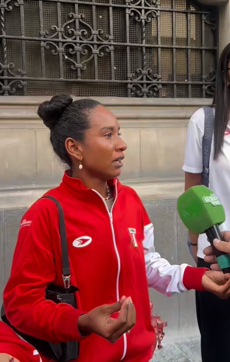 María Paula Regalado tweet media