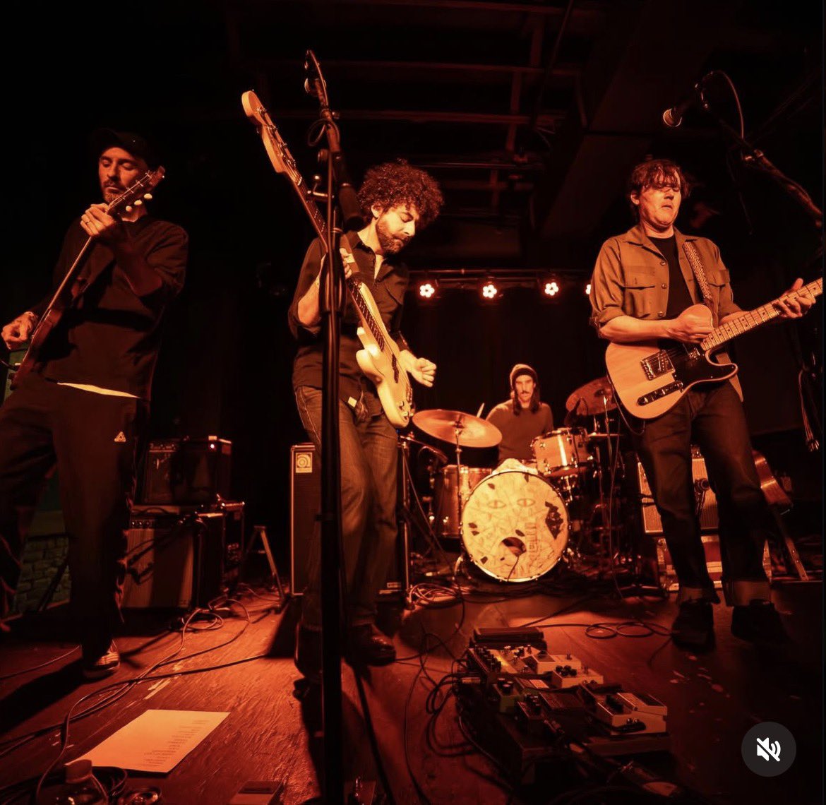 Mike Bones tweet media