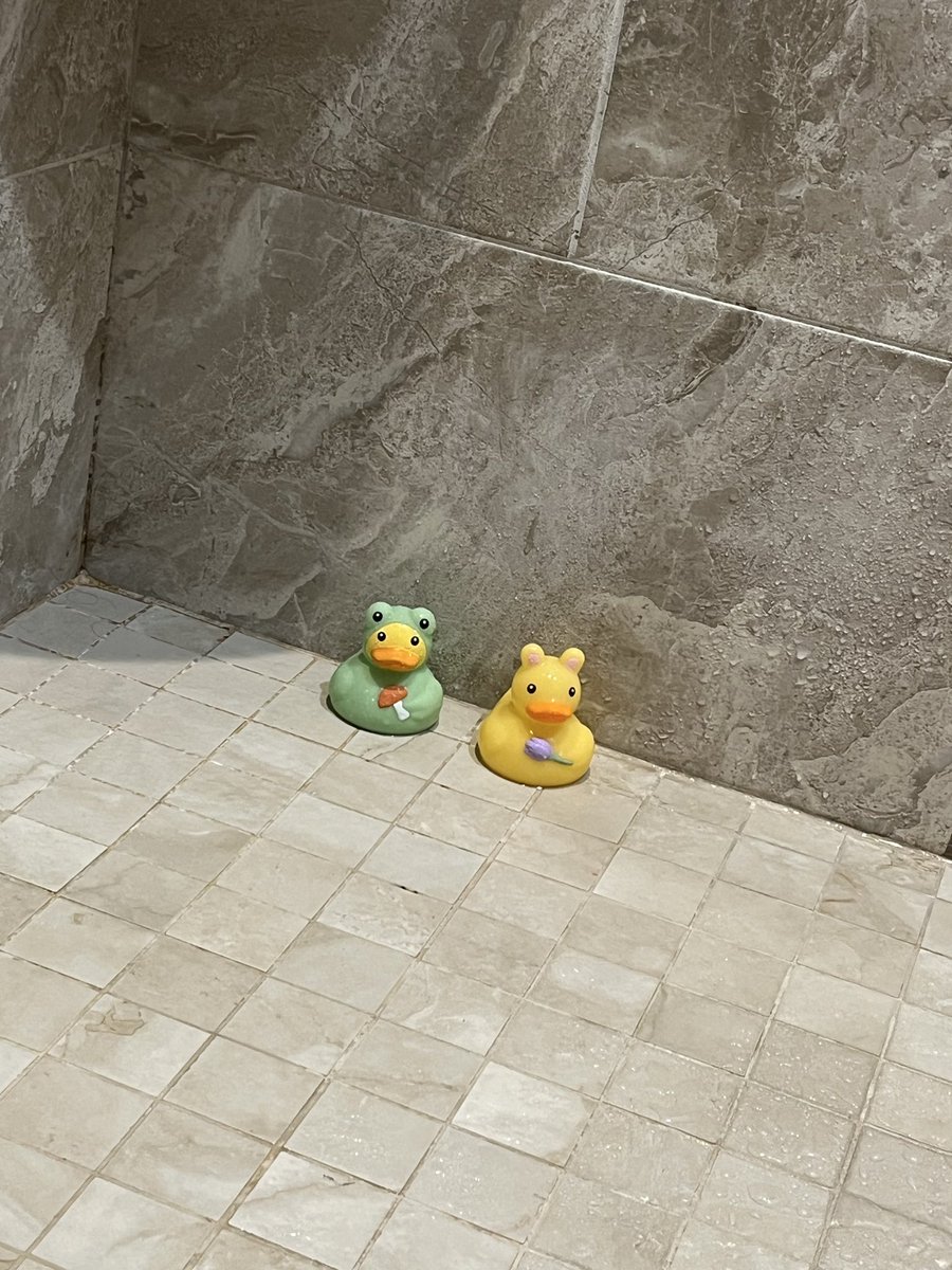 Goddess Selene tweet media