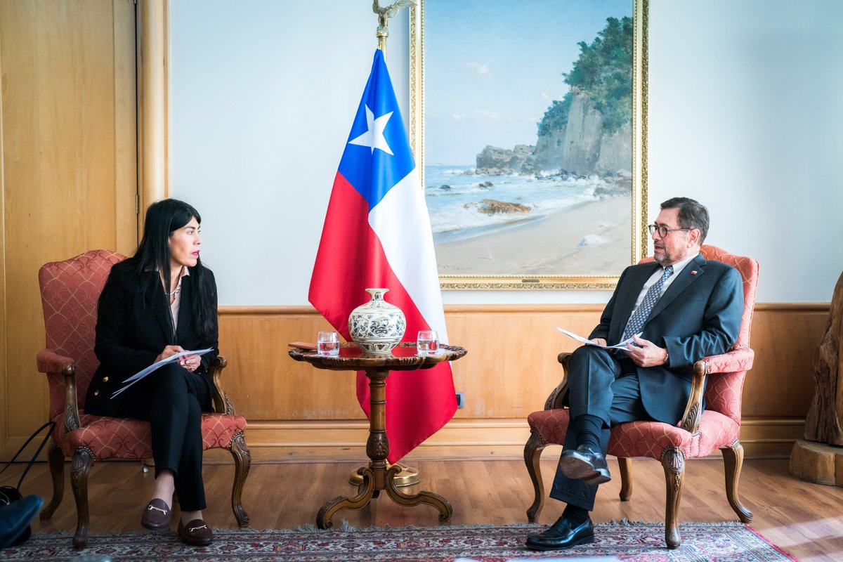 Junto a la ministra de Ciencia, <a href="/Ximenatech/">Dr. Ximena Lincolao-Gates</a> , fortalecemos el trabajo conjunto para potenciar la proyección internacional de Chile.

Avanzamos en una agenda de ciencia, tecnología e innovación, promoviendo la formación de capital humano y la cooperación con países líderes.