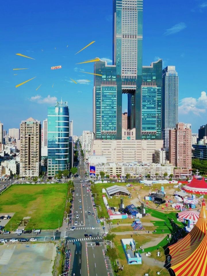 During the nighttime, what I long for the most are skewers, as they carry an incredibly enticing aroma.