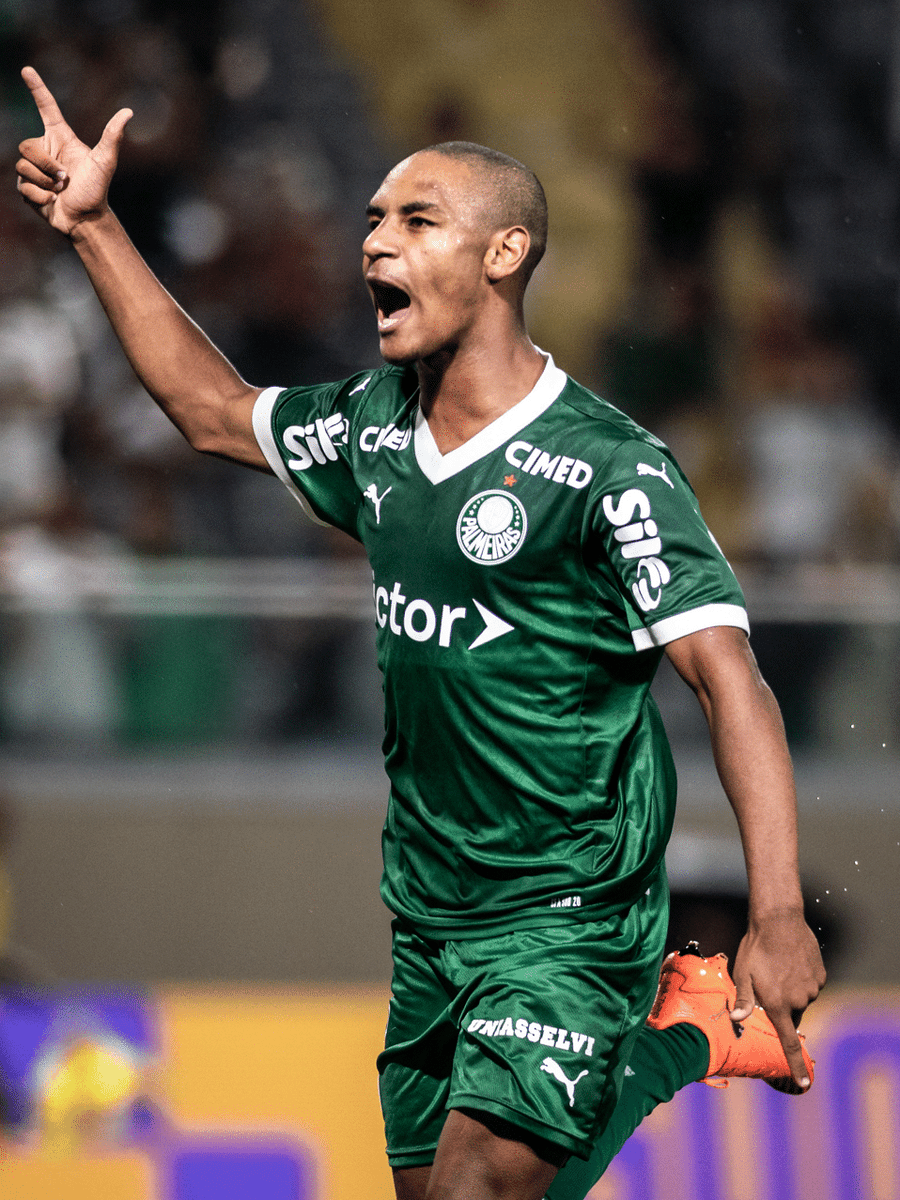 latiflavio's tweet photo. JP Sampaio disse no programa Fala a Fonte, dos colegas @andrehernan, @felipee_sil e Bruno Andrade, na ESPN, que o Palmeiras recusou 2 ofertas por Edu Conceição.

Ambas eram da Premier League: Chelsea, City, Arsenal e Liverpool sondaram o staff do atleta.

https://t.co/YSTqYujJYs https://t.co/CsgFiirl4s
