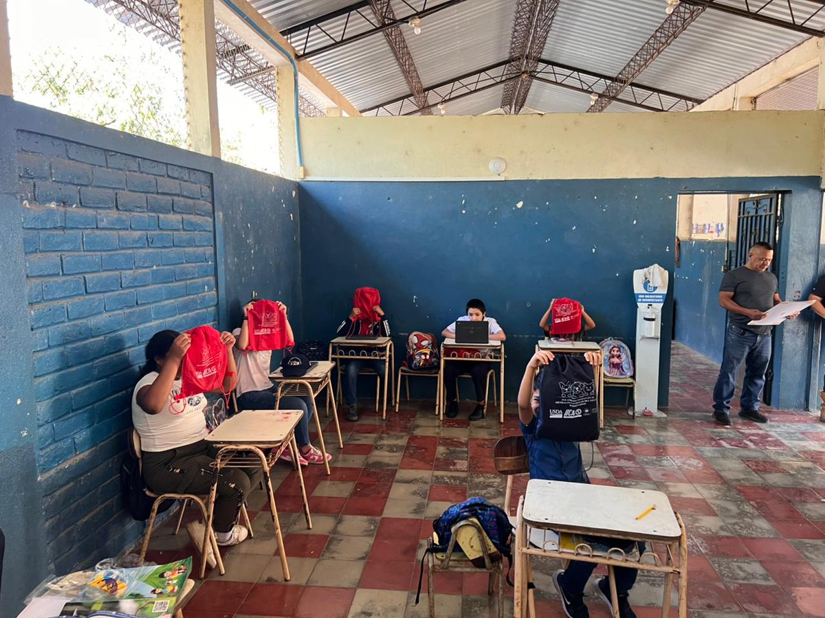 IICA - El Salvador tweet media