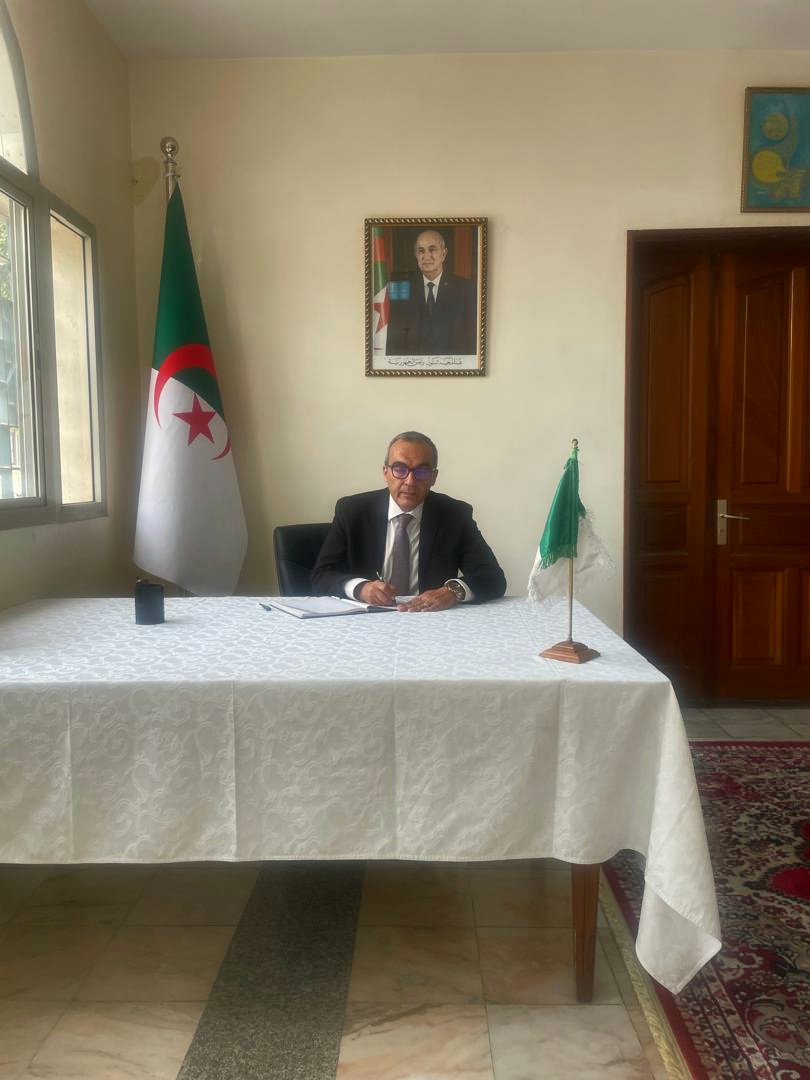 Algerian Embassy in Dakar tweet media