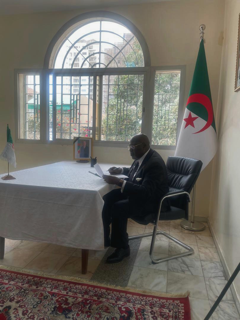 Algerian Embassy in Dakar tweet media