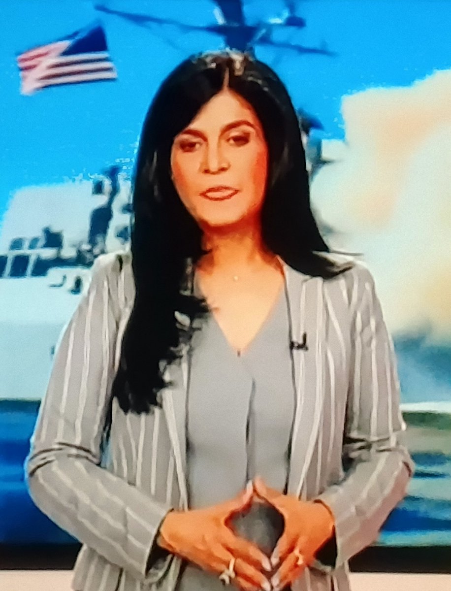 daau6889's tweet photo. @anjanaomkashyap आप पर पुराना hairstyle ज्यादा suit करता है।
🙏 https://t.co/nO6SwKx2We