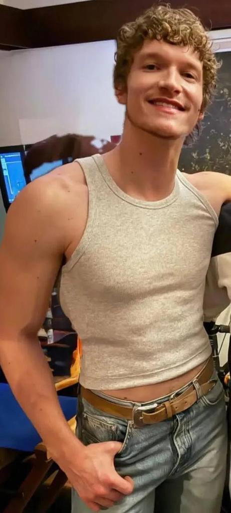 lalalaika tweet media