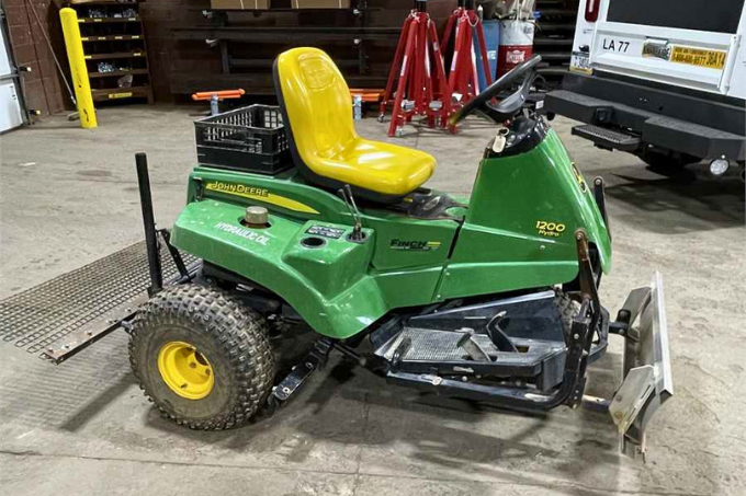 Municibid tweet media