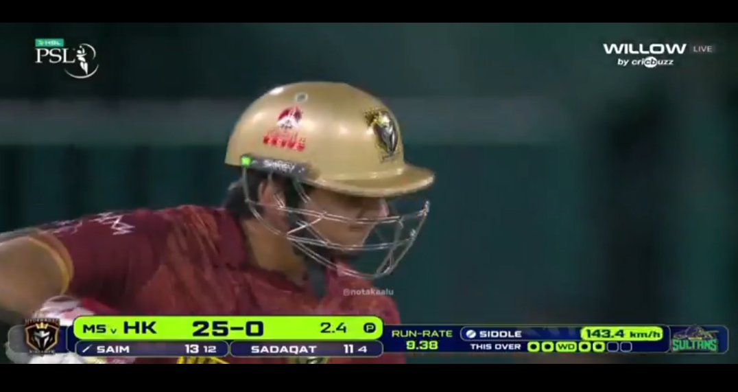 FarooqueMB's tweet image. Foreign "Chacha" age 42 years, clicking 145 kph 😮 much better that Pakistan's so called premium bowlers 
#PSLMania #hhkvsMS