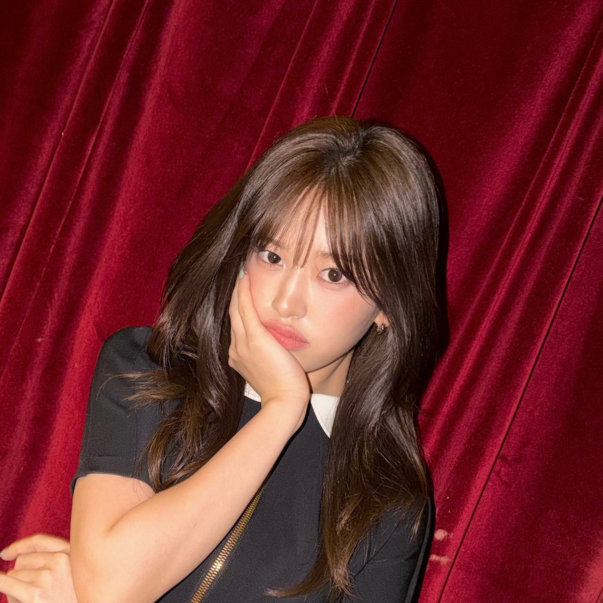 YJ ent• tweet media