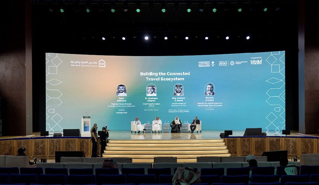 EngHeshamASaeed's tweet photo. سعدت وتشرفت بالمشاركة في الجلسة الحوارية بعنوان “Building the Connected Travel Ecosystem” ضمن منتدى العمرة والزيارة، والتي ناقشنا فيها أحد أهم التحولات في قطاع السفر: كيف ننتقل من تجارب متفرقة إلى منظومة مترابطة تضع تجربة الضيف في قلب كل مرحلة من رحلته. https://t.co/igmzxJegpo