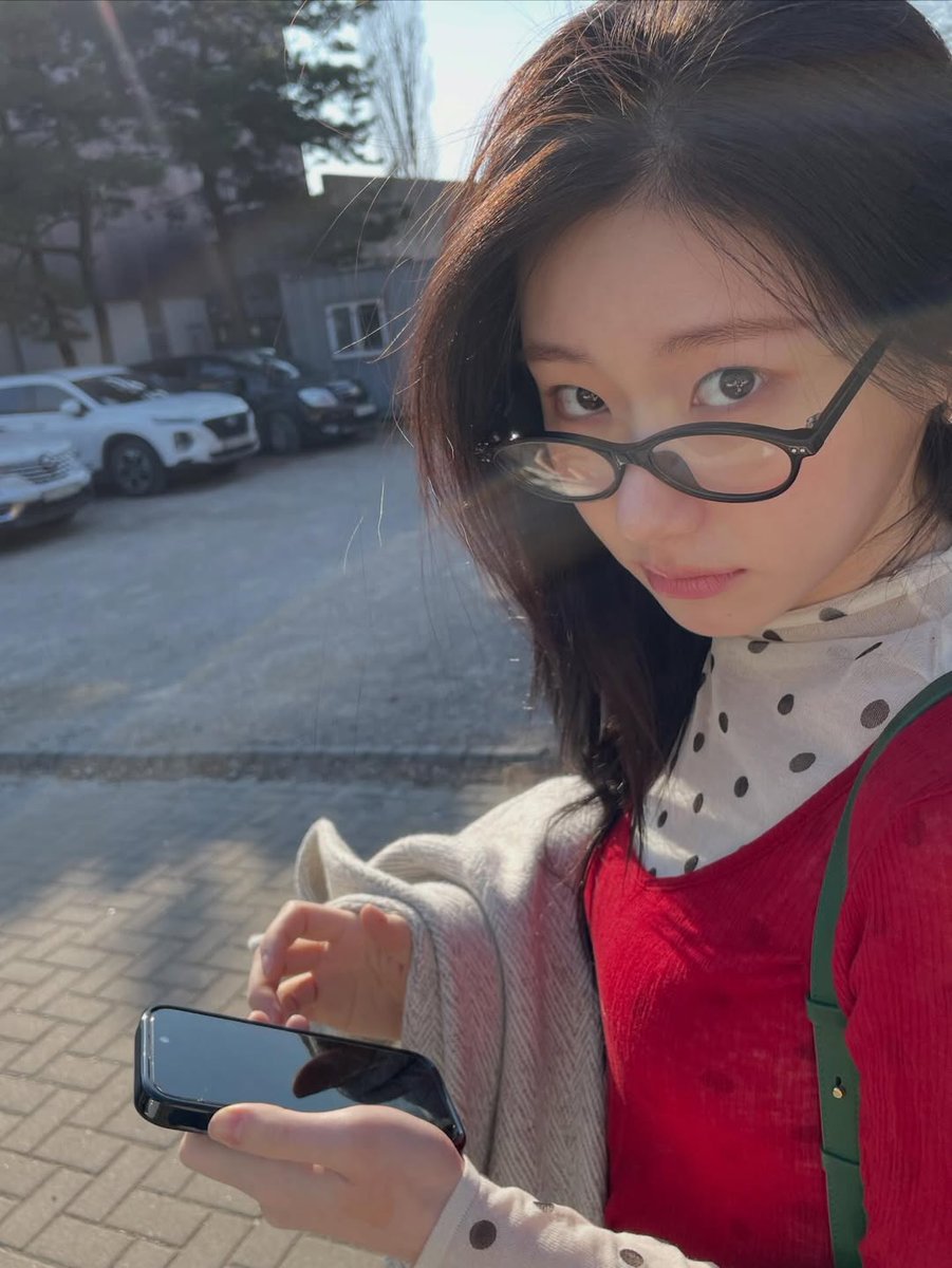 ๐๐๐ข๐ฅ๐ฒ tweet media