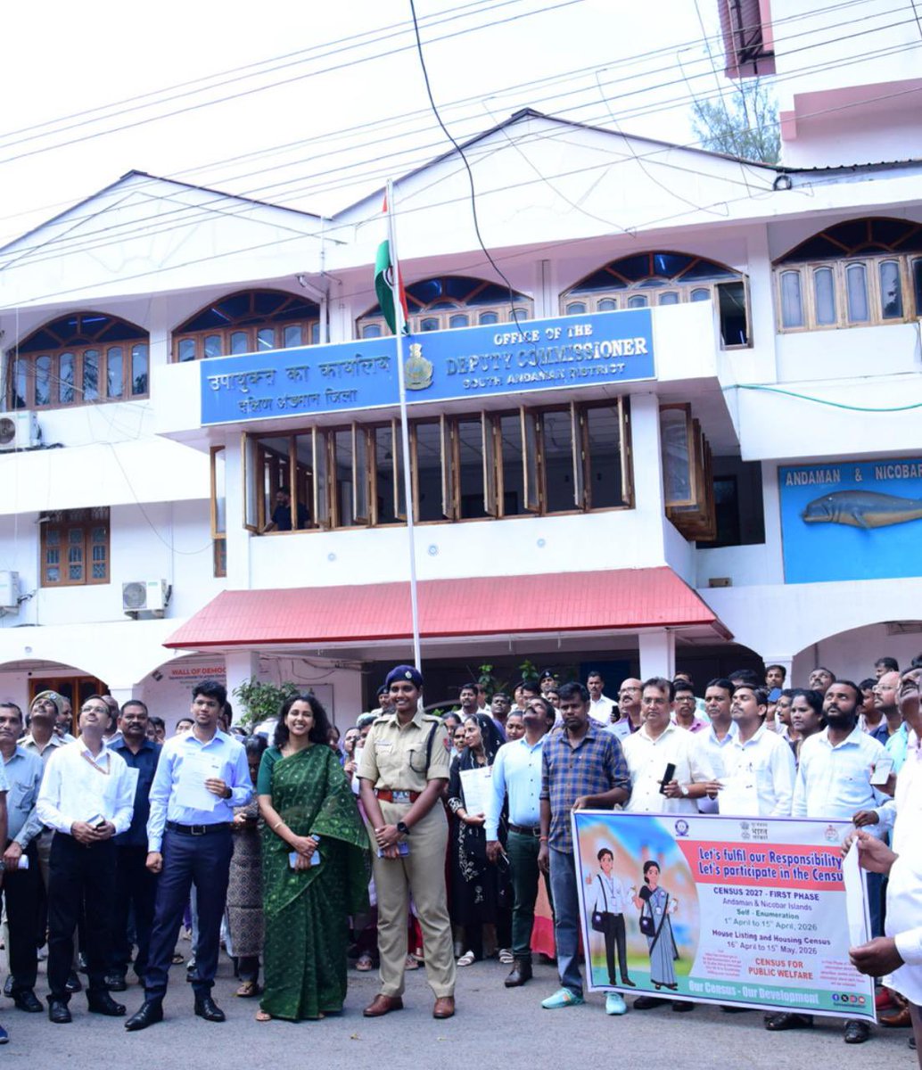 ANI_CENSUS's tweet photo. Under the leadership of Ms.Purva Garg,IAS,  South Andaman DC ,DCO Director , South Andaman Administration actively promoted self-enumeration. Madam  efforts inspired staff &amp; citizens to participate, ensuring better data. #censusindia2027 https://t.co/bAcESb2zfO