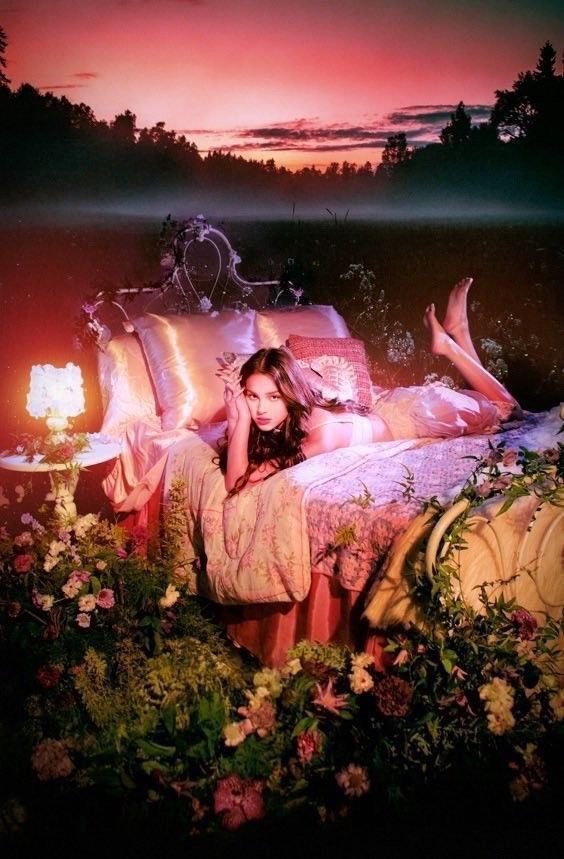 Olivia Rodrigo Charts 🏹 tweet media