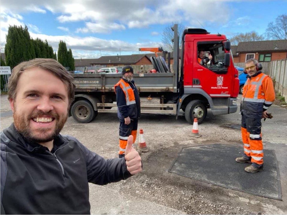 MittensOff's tweet image. She's actually got her own patrol uniform, complete with name and pothole badge. Even Jonathan Gullis didn't do that! #KemiBadenoch #Tories