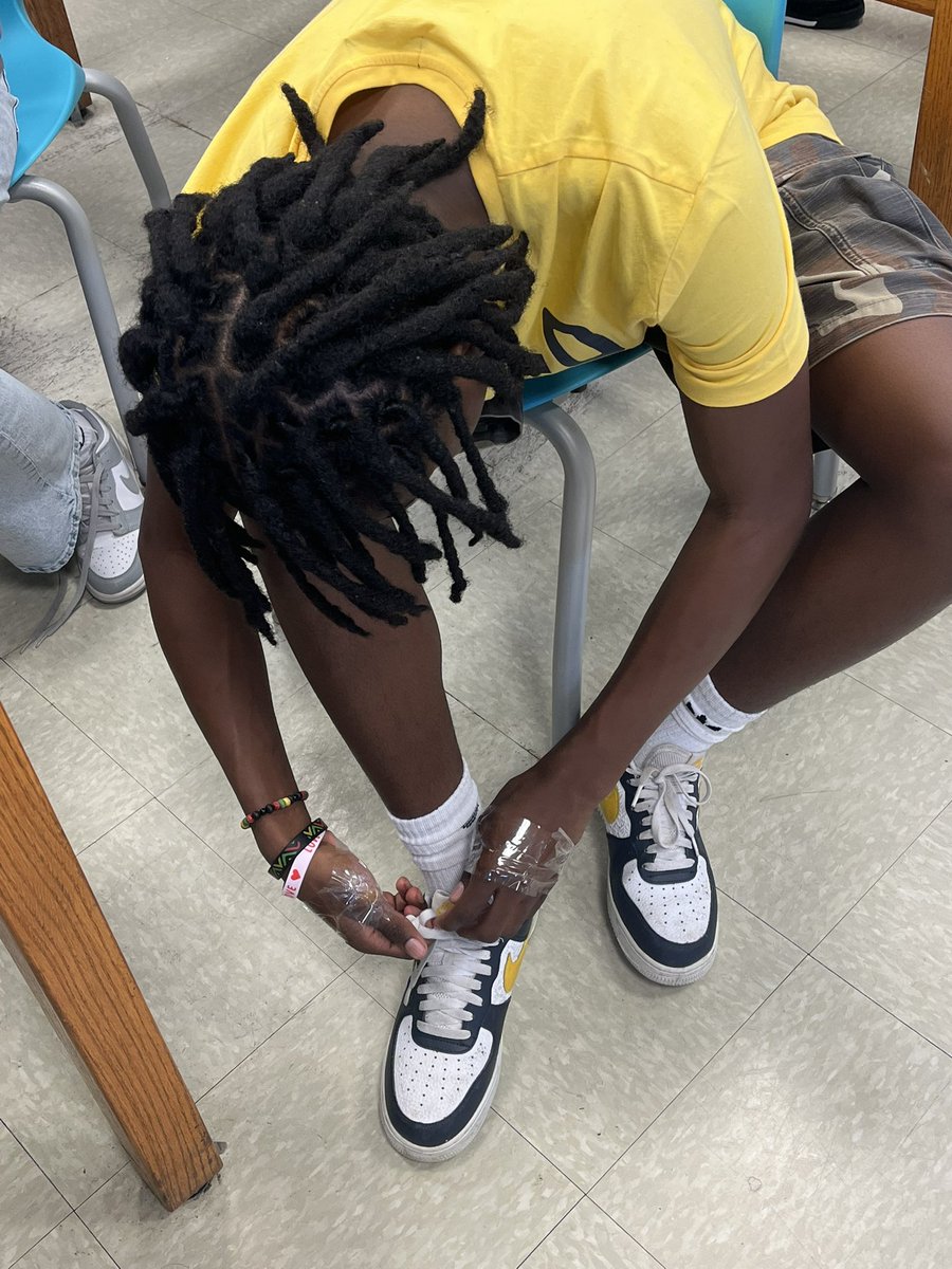 Shannon E. Kelly tweet media