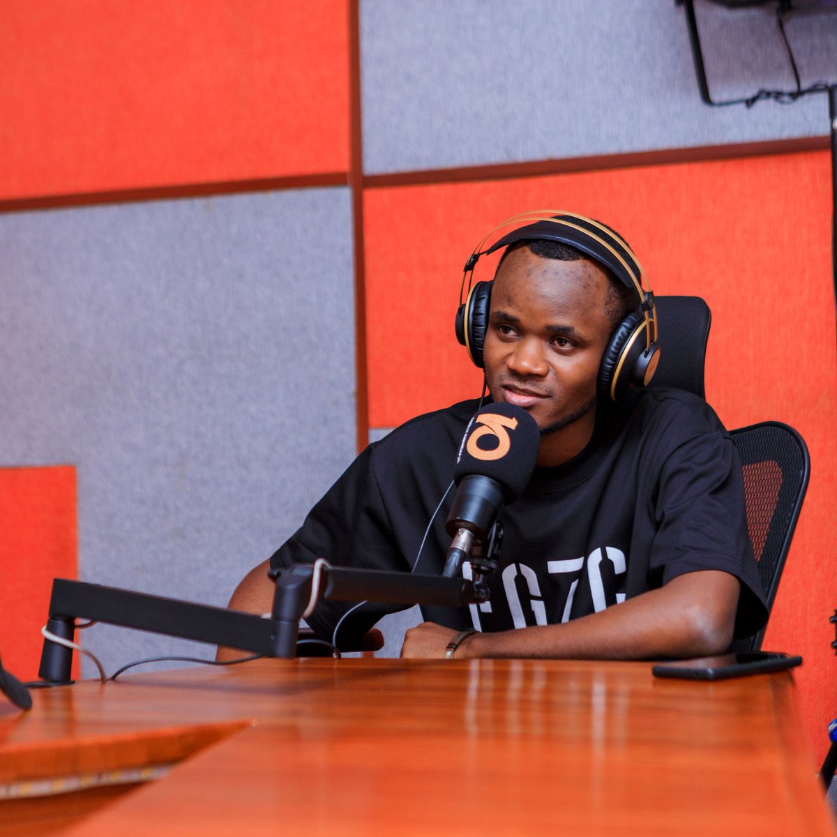 Radiotv10rwanda's tweet photo. #10Zone 

- DR Congo yasubiye mu gikombe cy'isi yakoresheje irihe banga ?

 - Abataliyani  bakomeje kugayika 

- Chelsea bu bihombo bikabije. https://t.co/3ij1ZjmIVo